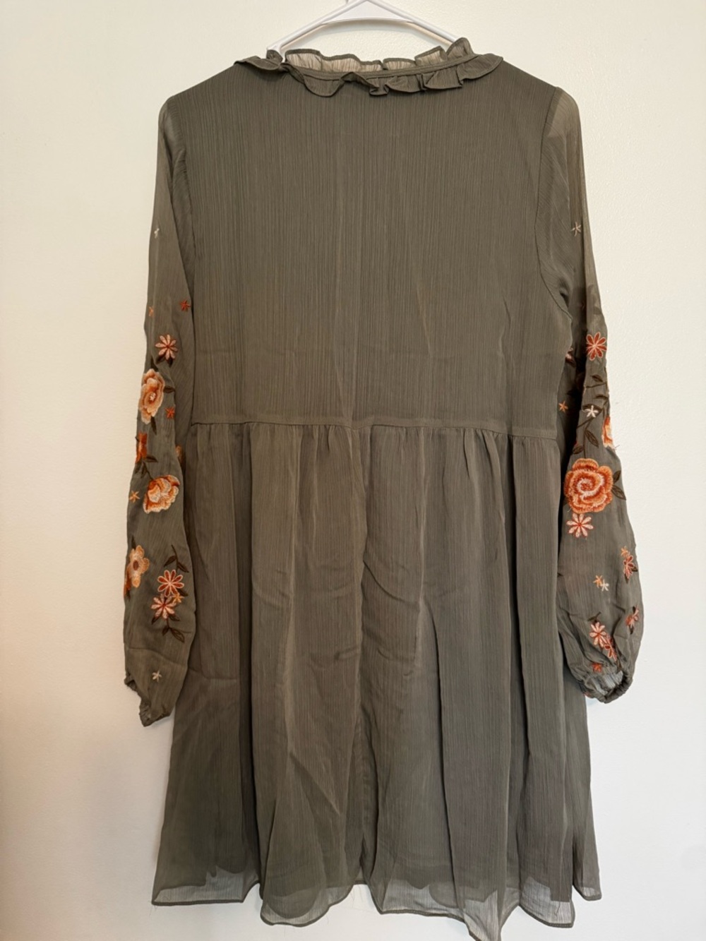 Savanna Jane Olive Green Floral Embroidered Dress - Picture 3 of 4